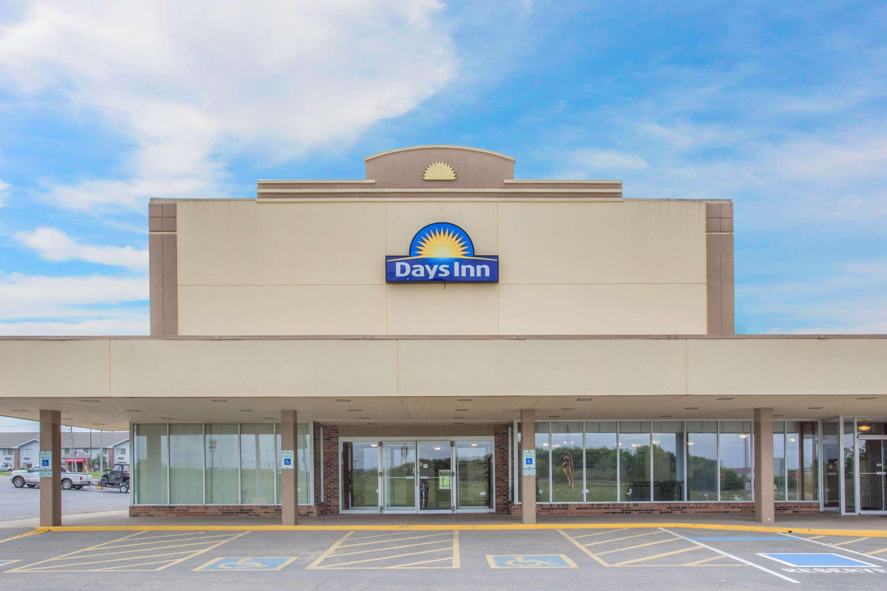 Days Inn By Wyndham Princeton Exterior photo